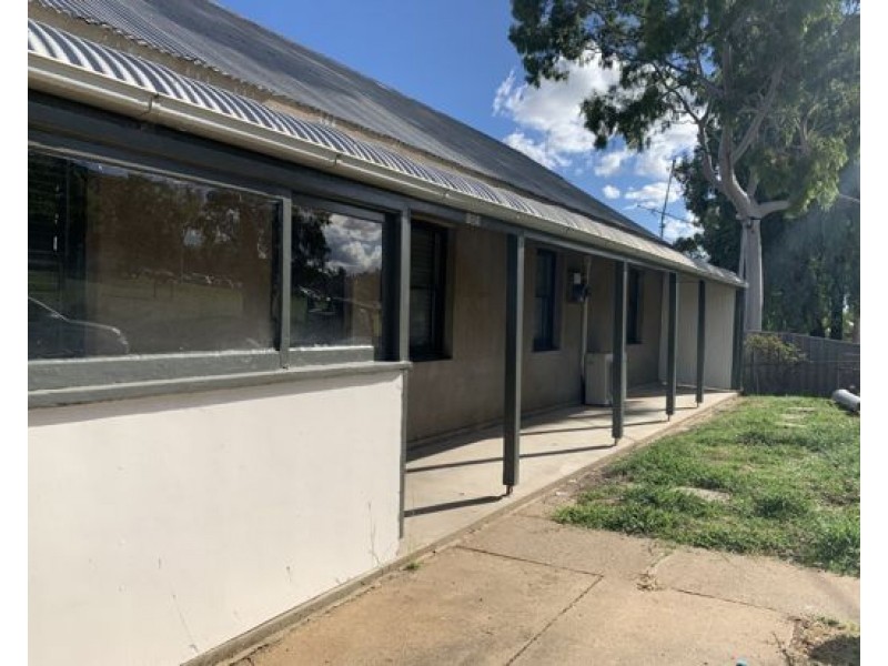 131 Johnston street, Tamworth NSW 2340