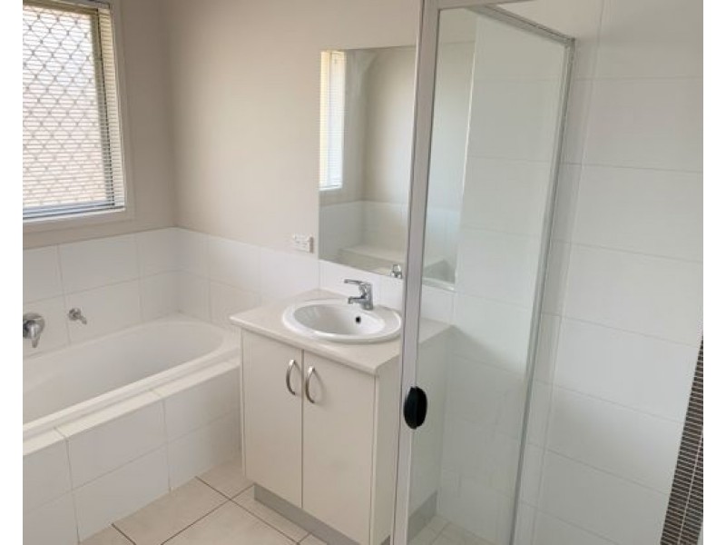 3 Mckinlay Place, Tamworth NSW 2340