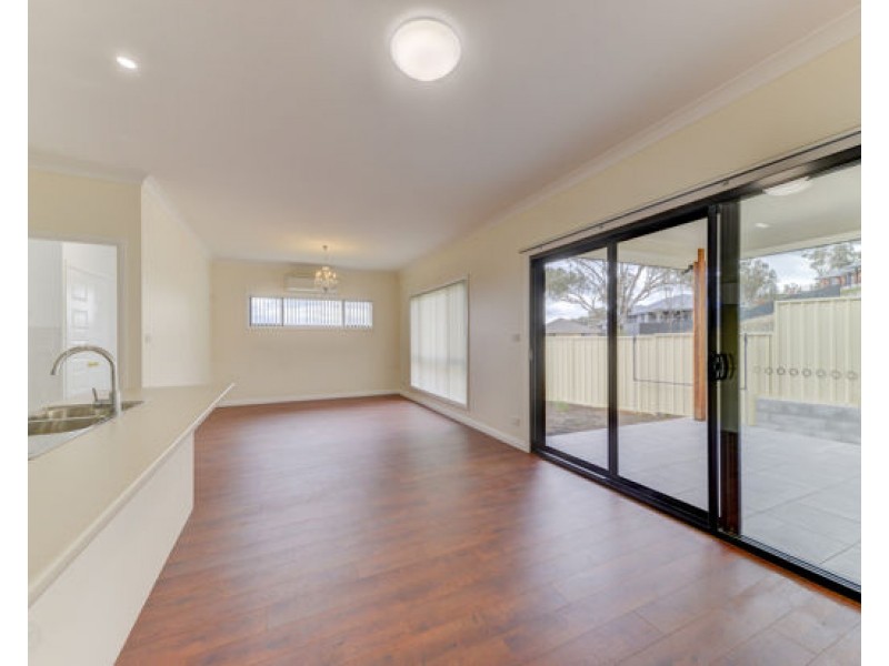 2/9 Wollemi Close, Tamworth NSW 2340