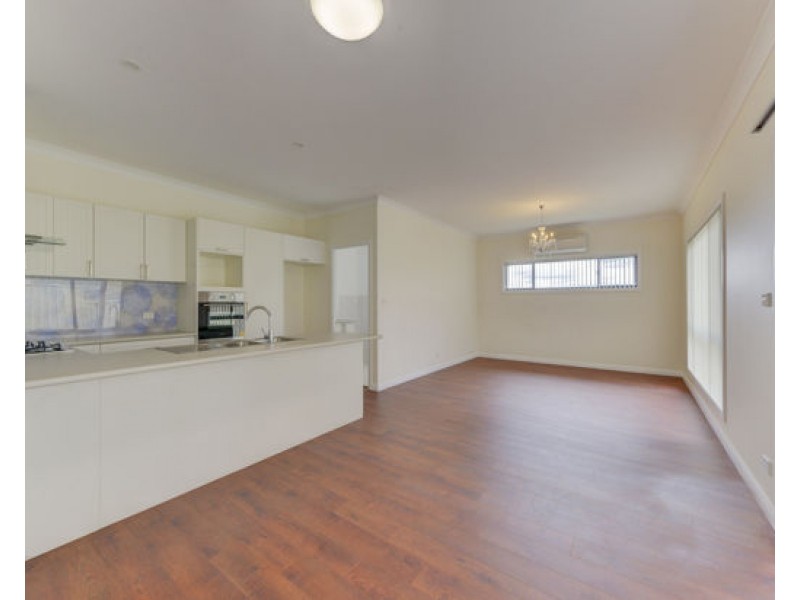 2/9 Wollemi Close, Tamworth NSW 2340