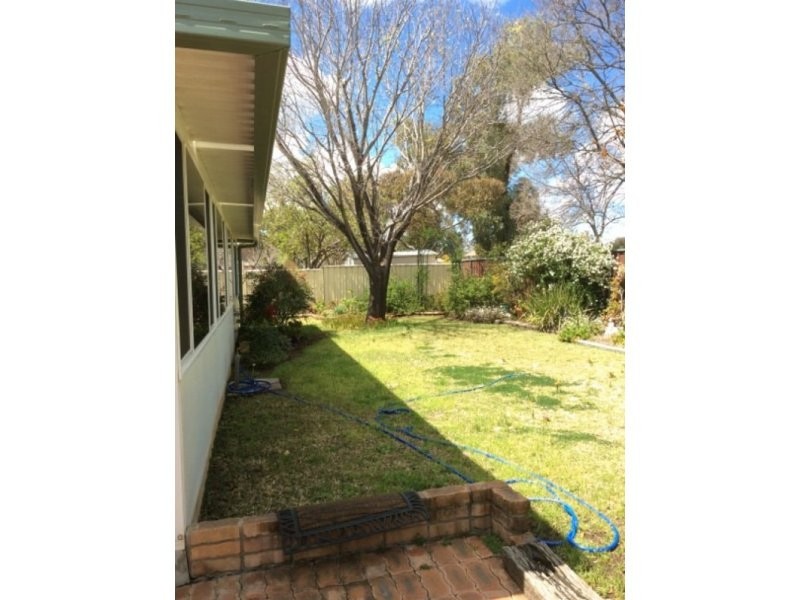 20 Waree Drive, Tamworth NSW 2340