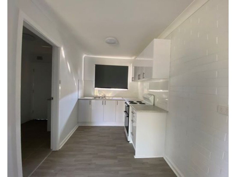 2/322 Goonoo Goonoo Road, Tamworth NSW 2340