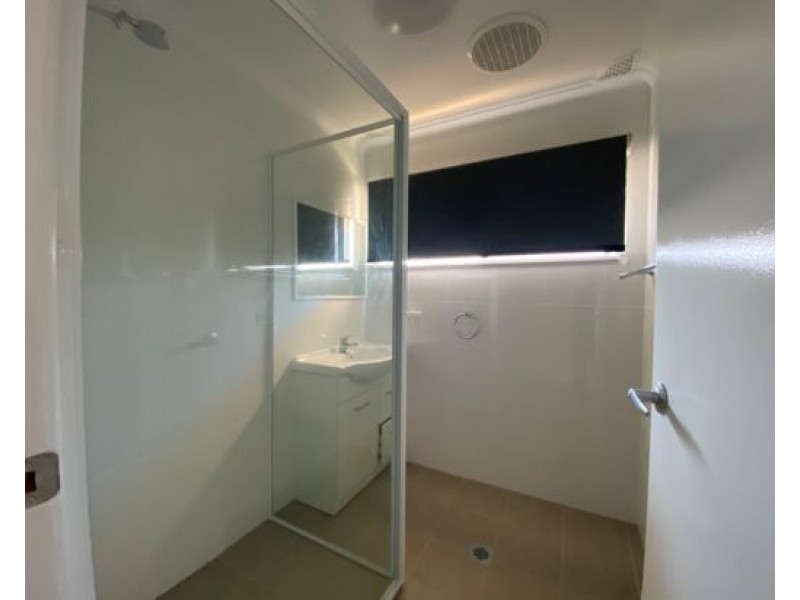 2/322 Goonoo Goonoo Road, Tamworth NSW 2340