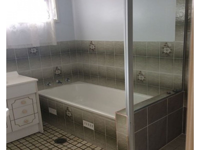 1/1 Cowper Close, Tamworth NSW 2340