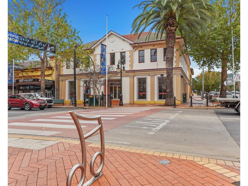 400 Peel Street, Tamworth NSW 2340
