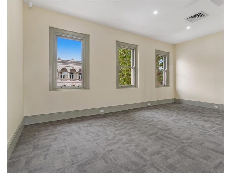 400 Peel Street, Tamworth NSW 2340