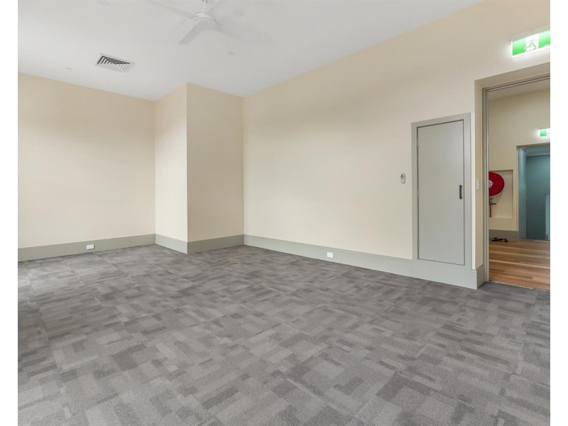 400 Peel Street, Tamworth NSW 2340