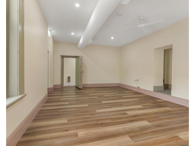 400 Peel Street, Tamworth NSW 2340