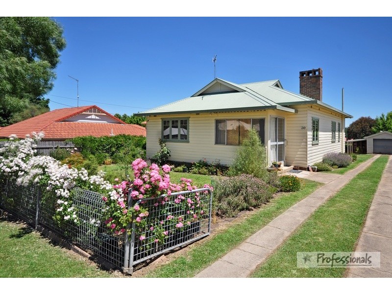 30 Newton Street, Armidale NSW 2350