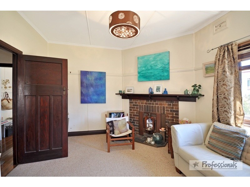 30 Newton Street, Armidale NSW 2350