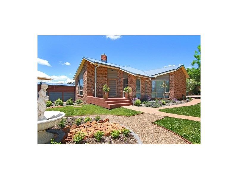40 The Avenue, Armidale NSW 2350