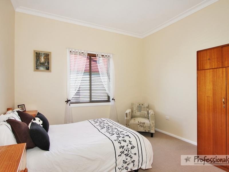 12 Marsh Street, Armidale NSW 2350