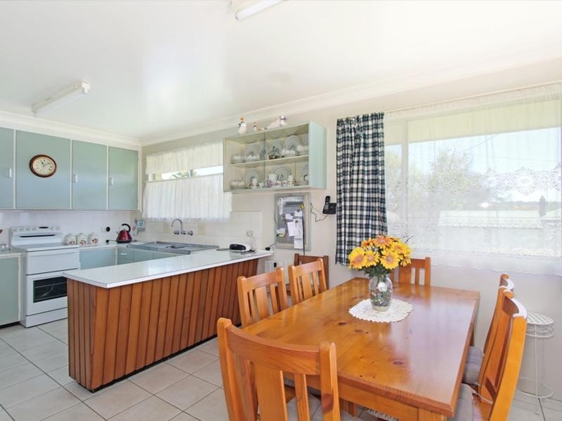 9 McShane Avenue, Armidale NSW 2350