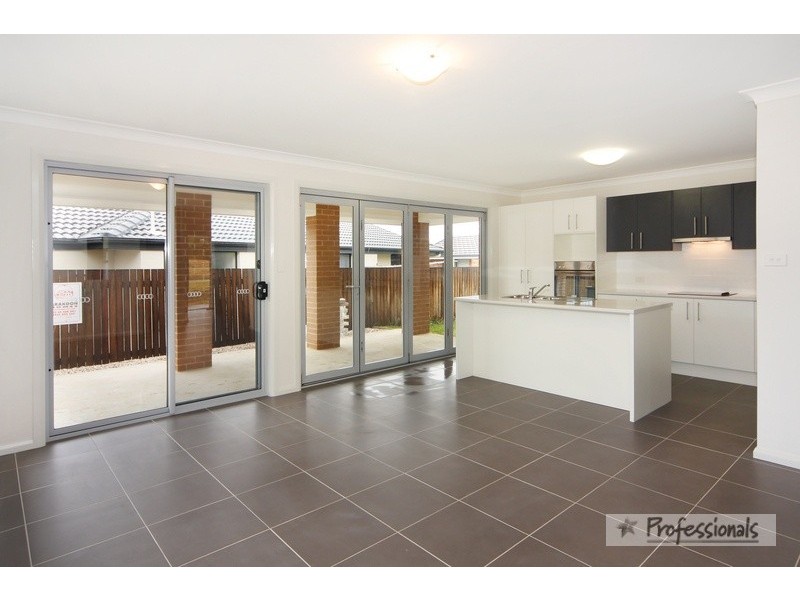 17 Kennedy Street, Armidale NSW 2350