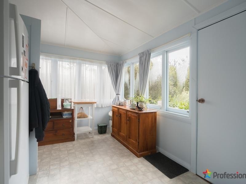 79 Douglas Street, Armidale NSW 2350