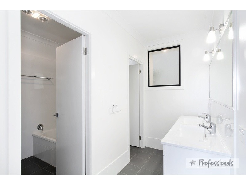 11d/22 Freeman Crescent, Armidale NSW 2350