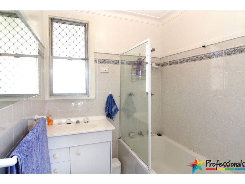 26 Mayfield Avenue, Armidale NSW 2350