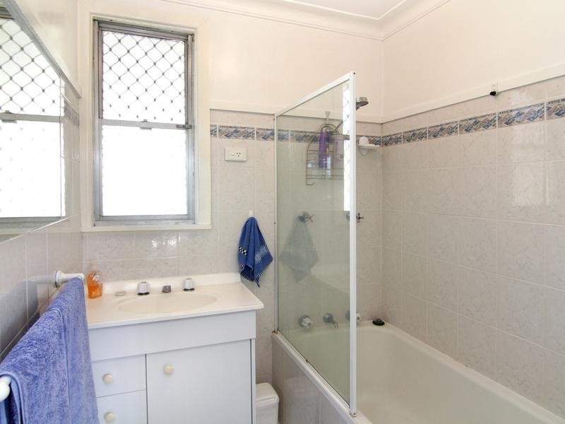 26 Mayfield Avenue, Armidale NSW 2350