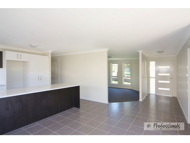 21 Kennedy Street, Armidale NSW 2350