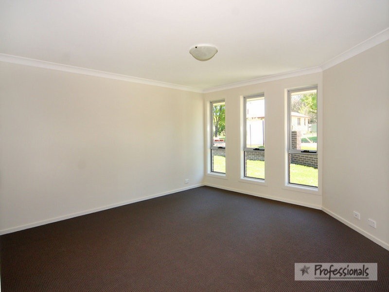 21 Kennedy Street, Armidale NSW 2350