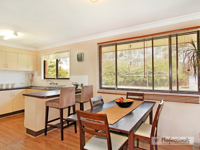 10 Sarah Place, Armidale NSW 2350