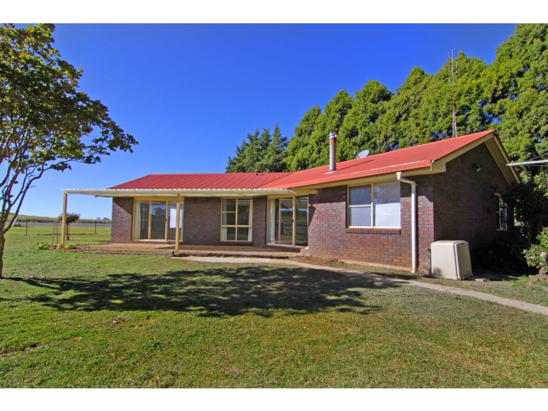 3174 New England Highway, Black Mountain NSW 2365