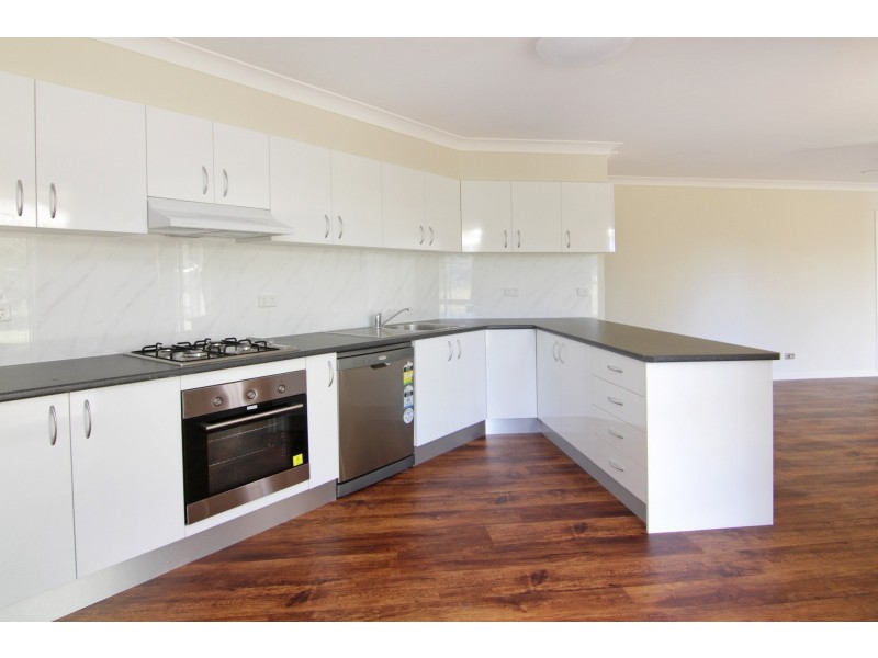 3174 New England Highway, Black Mountain NSW 2365