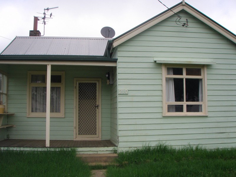 210 Brown Street, Armidale NSW 2350