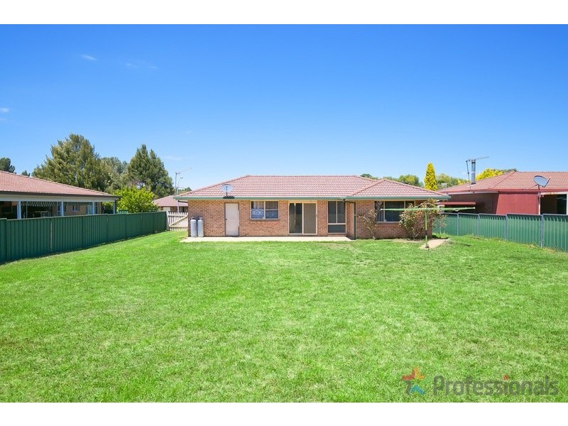 34 Centennial Close, Armidale NSW 2350