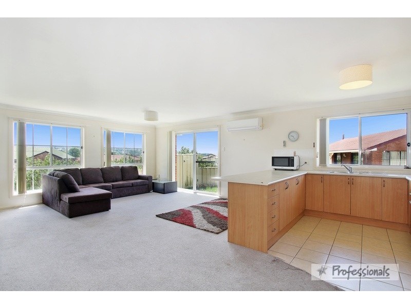 2/4 Kilcoy Close, Armidale NSW 2350