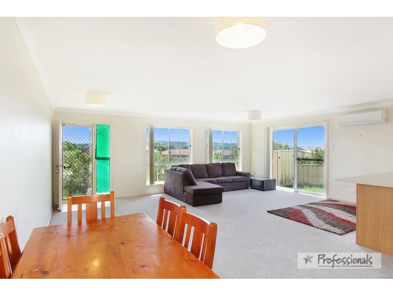2/4 Kilcoy Close, Armidale NSW 2350