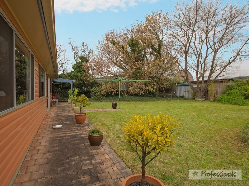 61 Douglas Street, Armidale NSW 2350