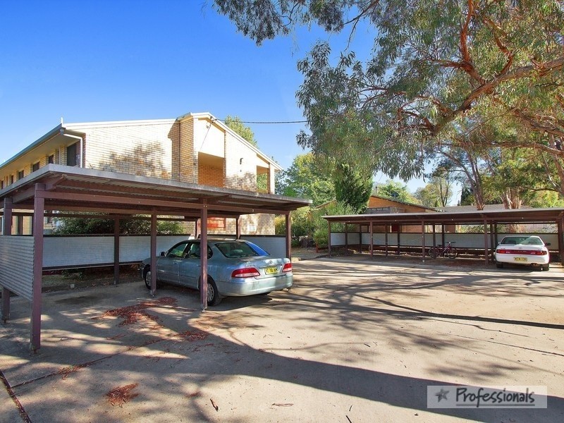 4/6 Bellevue Road, Armidale NSW 2350
