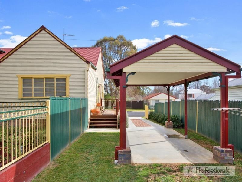 173 Brown Street, Armidale NSW 2350