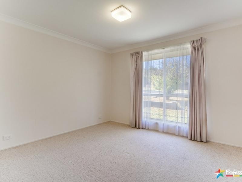 13 Eleanor Close, Armidale NSW 2350