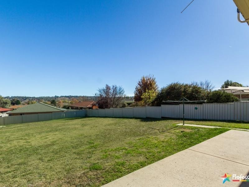13 Eleanor Close, Armidale NSW 2350