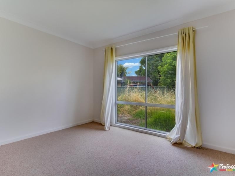 1 McIntosh Crescent, Armidale NSW 2350