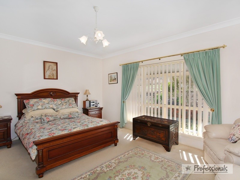 10 Fitzroy Street, Uralla NSW 2358