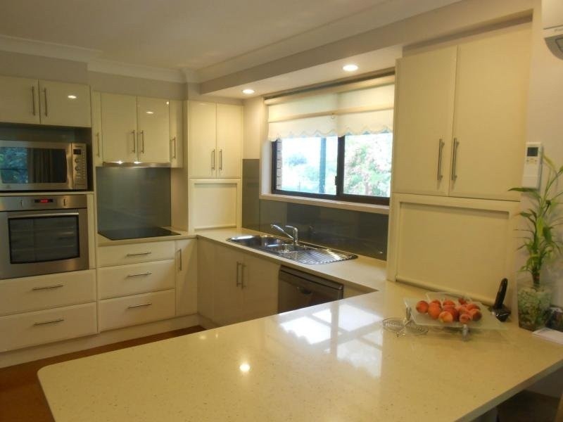 4 Thunderbolts Way, Uralla NSW 2358