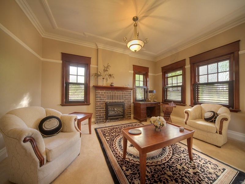 2/2 Uralla Road, Armidale NSW 2350