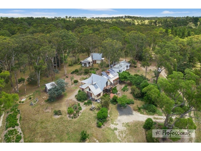 207 Chinamans Gully Road, Armidale NSW 2350