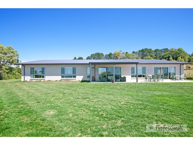 100 Old Gostwyck Road, Armidale NSW 2350