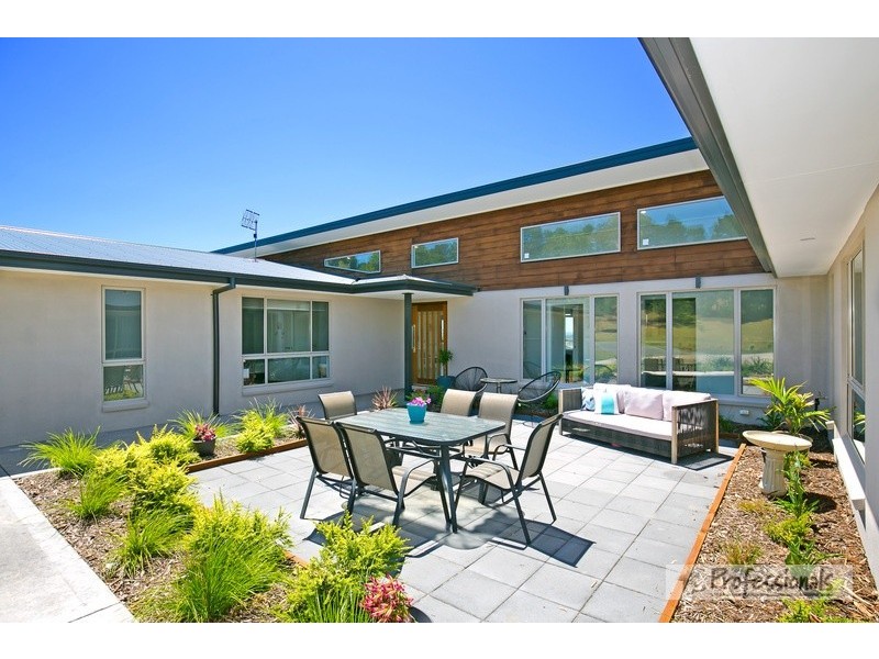 100 Old Gostwyck Road, Armidale NSW 2350