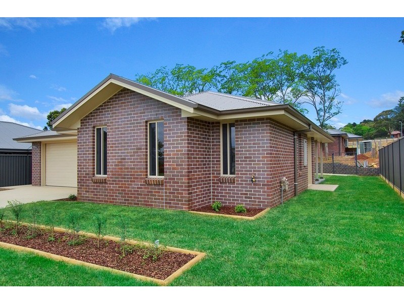 4/22 Freeman Crescent, Armidale NSW 2350