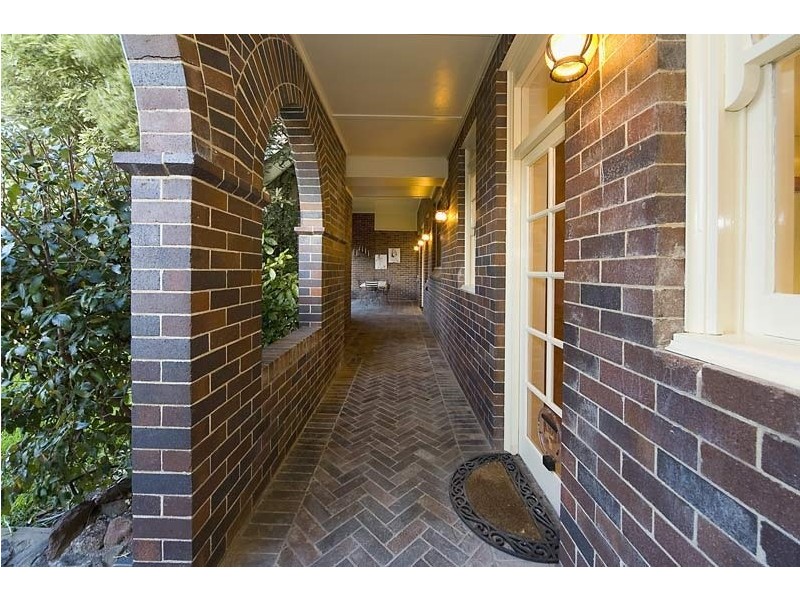 1/2 Uralla Road, Armidale NSW 2350