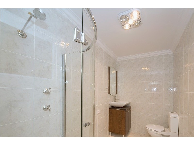 1/2 Uralla Road, Armidale NSW 2350