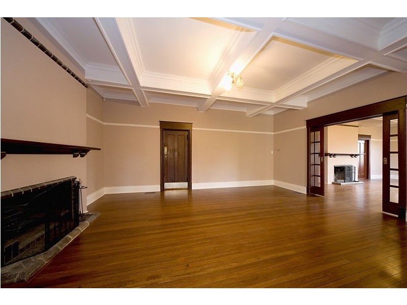 1/2 Uralla Road, Armidale NSW 2350