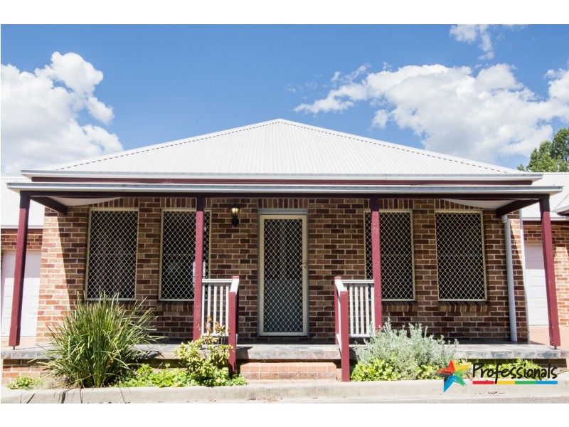 2/94 Rusden Street, Armidale NSW 2350