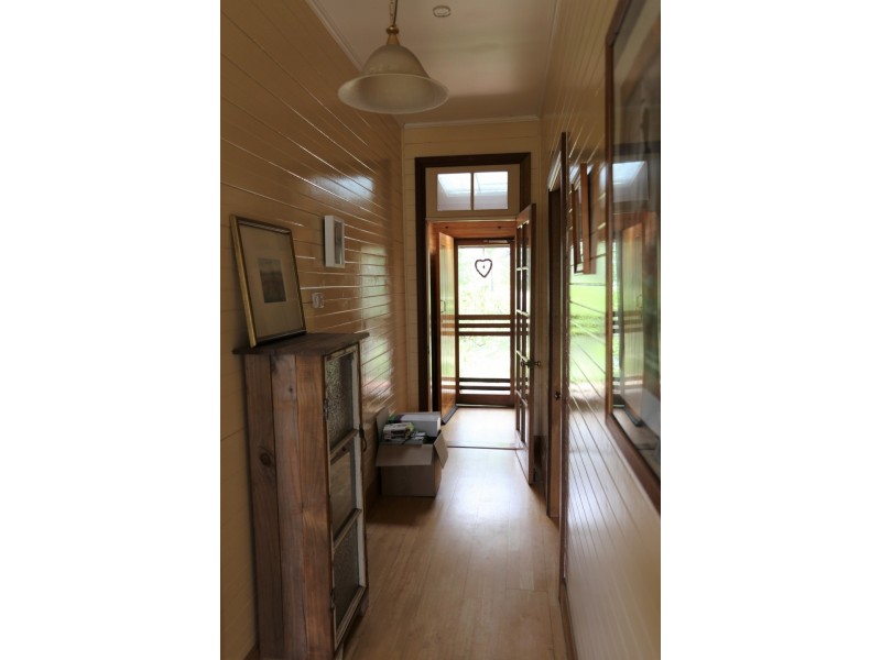 136 Kingstown Road, Uralla NSW 2358