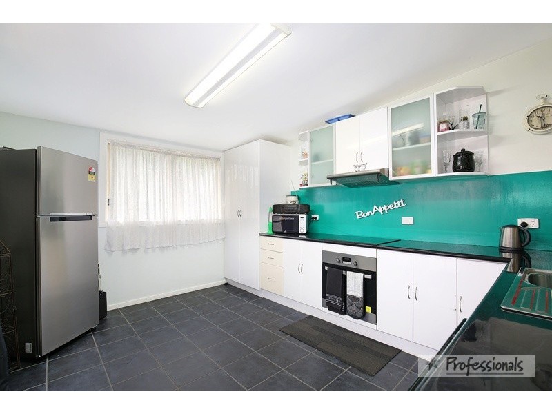 18 Samuelson Crescent, Armidale NSW 2350